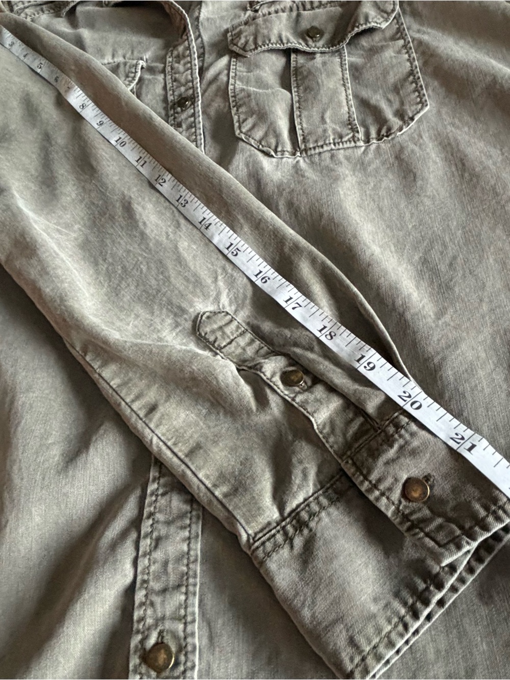 Express Boyfriend Gray Lyocell Utility Shirt XS Petite - Picture 9 of 10